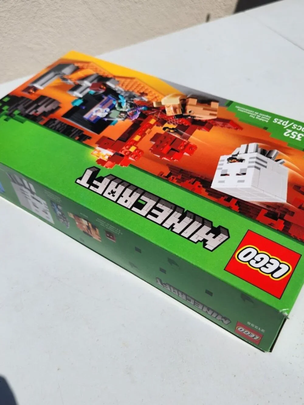 NEW LEGO Minecraft 21255 The Nether Portal Ambush Adventure Set Building Toy for
